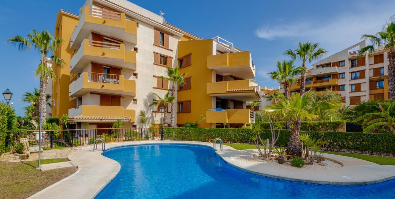 Resale - Apartment / flat -
Torrevieja - Punta prima