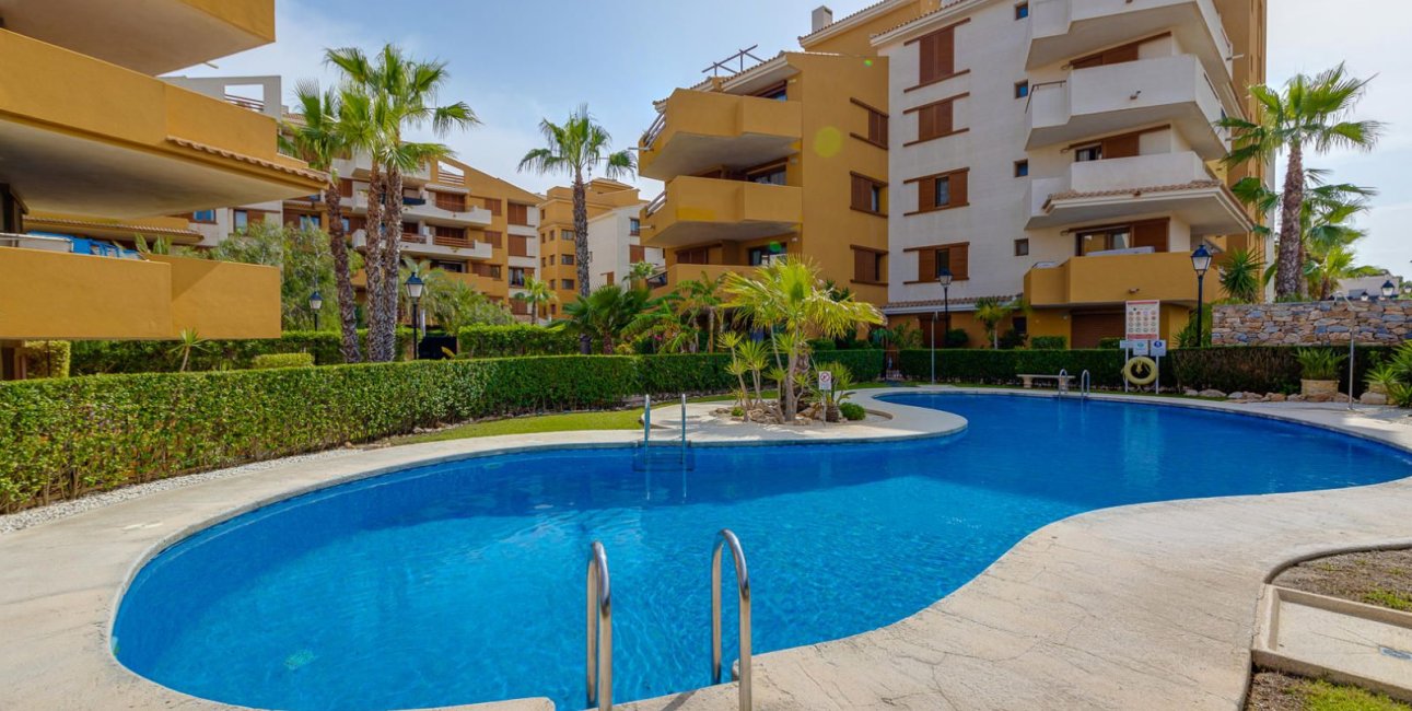 Resale - Apartment / flat -
Torrevieja - Punta prima