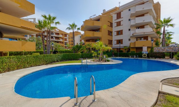 Resale - Apartment / flat -
Torrevieja - Punta prima