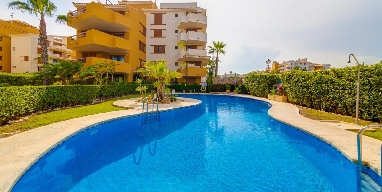 Resale - Apartment / flat -
Torrevieja - Punta prima