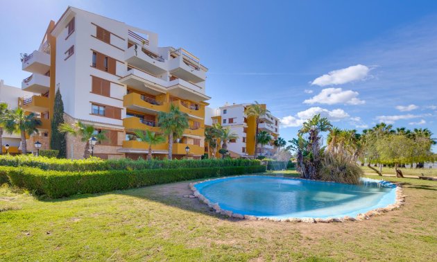 Resale - Apartment / flat -
Torrevieja - Punta prima