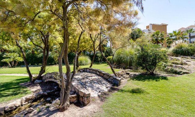 Resale - Apartment / flat -
Torrevieja - Punta prima