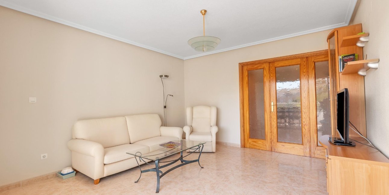 Resale - Apartment / flat -
Torrevieja - Playa del Cura