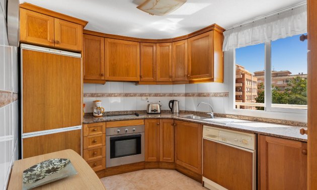 Resale - Apartment / flat -
Torrevieja - Playa del Cura