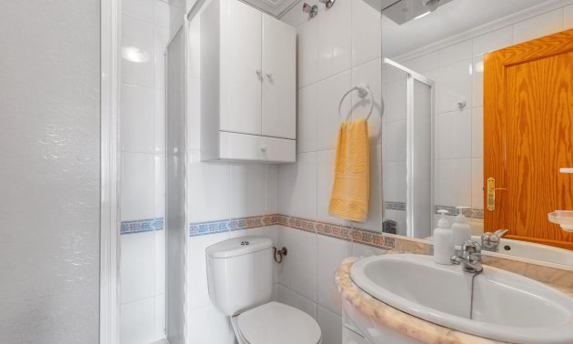Resale - Apartment / flat -
Torrevieja - Playa del Cura