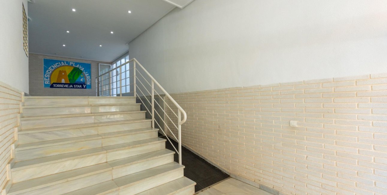 Resale - Apartment / flat -
Torrevieja - Playa del Cura