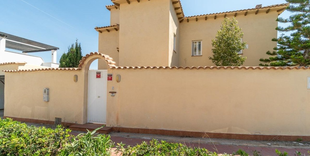 Rynek wtórny - Willa -
Torrevieja - La Mata