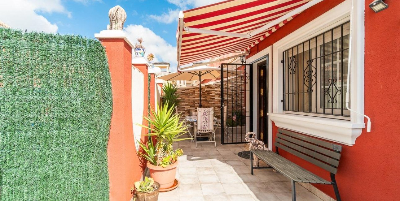 Rynek wtórny - Dom Szeregowy -
Orihuela Costa - Villamartin