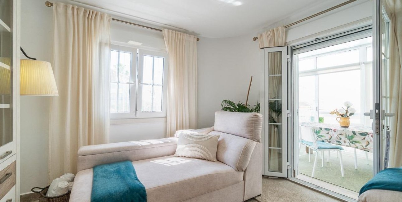 Resale - Villa -
San Miguel de Salinas - Las filipinas