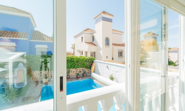 Resale - Villa -
San Miguel de Salinas - Las filipinas