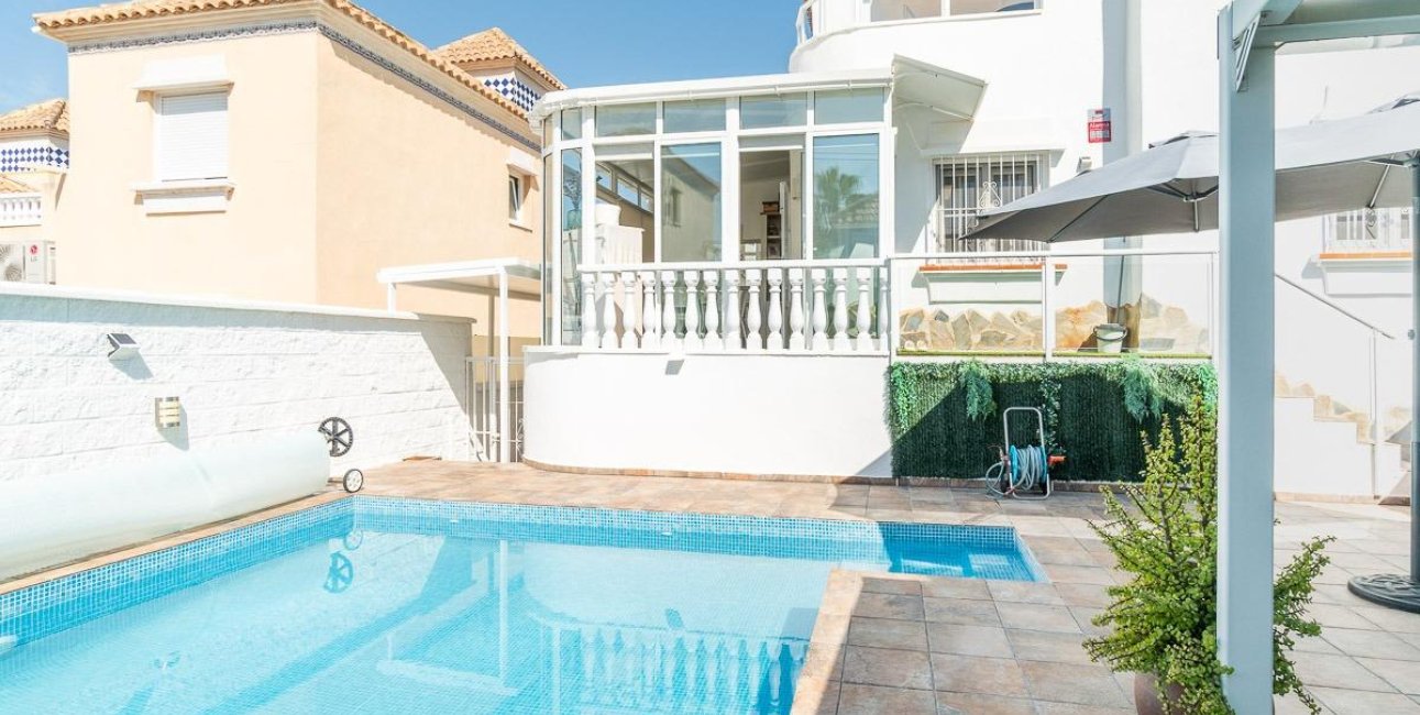 Resale - Villa -
San Miguel de Salinas - Las filipinas