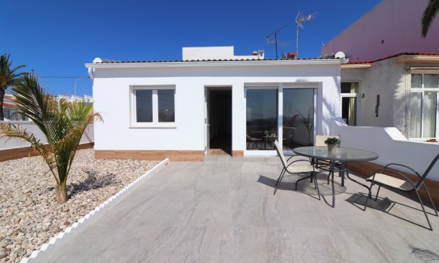 Reventa - Bungalow -
Ciudad Quesada - Altos de Quesada