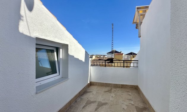 Resale - Townhouse -
Orihuela Costa - Los Balcones