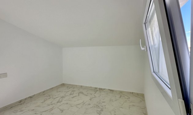 Resale - Townhouse -
Orihuela Costa - Los Balcones
