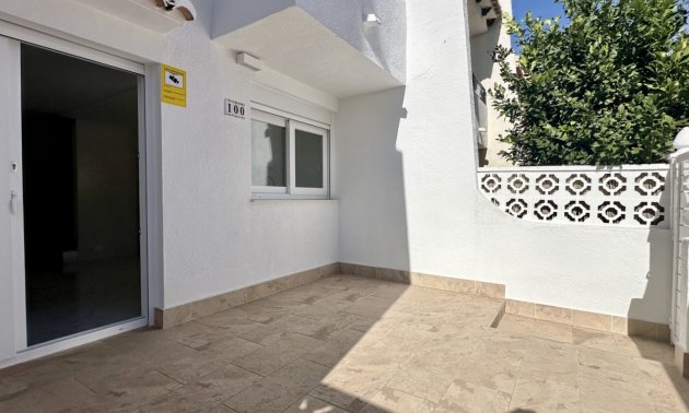 Resale - Townhouse -
Orihuela Costa - Los Balcones