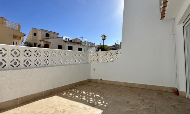Resale - Townhouse -
Orihuela Costa - Los Balcones