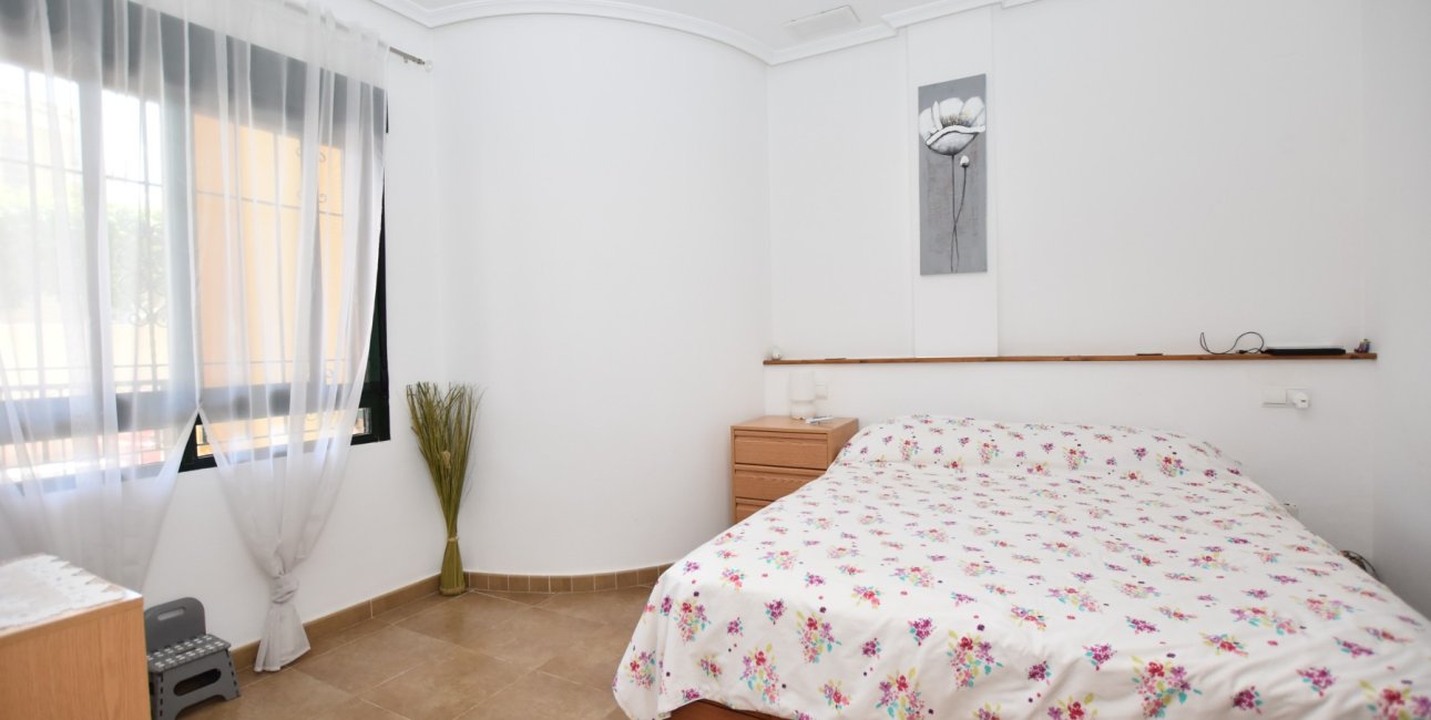 Resale - Apartment / flat -
Daya Vieja - Daya Vieja - Town