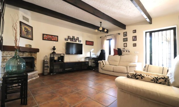 Resale - Country House -
Albatera - Albatera - Country