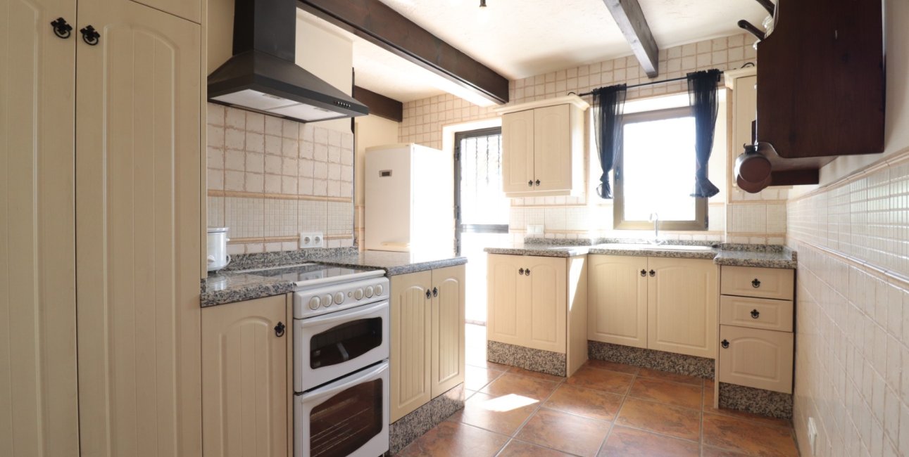 Resale - Country House -
Albatera - Albatera - Country