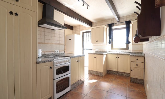 Resale - Country House -
Albatera - Albatera - Country