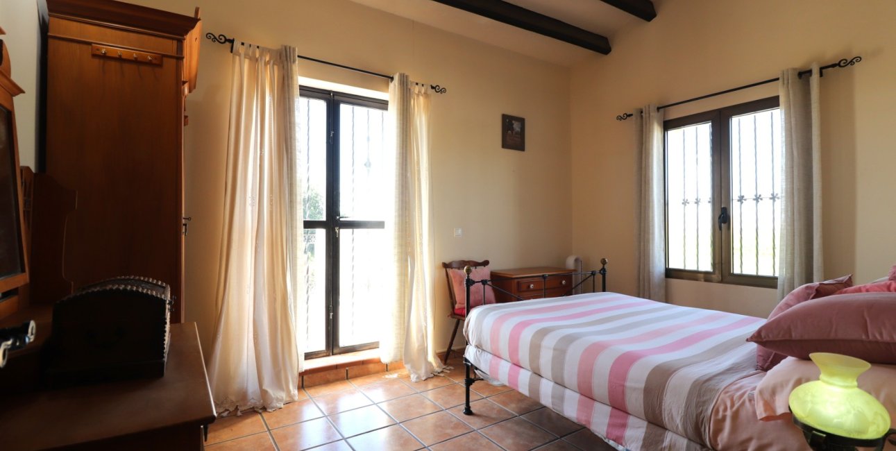 Resale - Country House -
Albatera - Albatera - Country