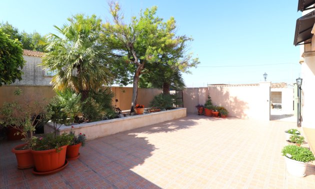 Resale - Country House -
Albatera - Albatera - Country