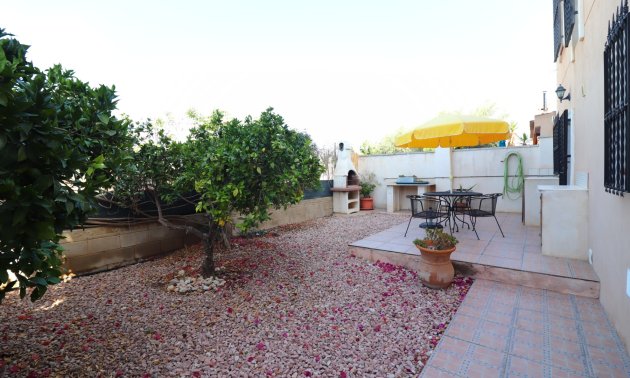 Resale - Country House -
Albatera - Albatera - Country