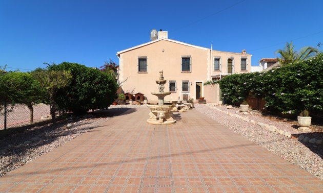 Resale - Country House -
Albatera - Albatera - Country