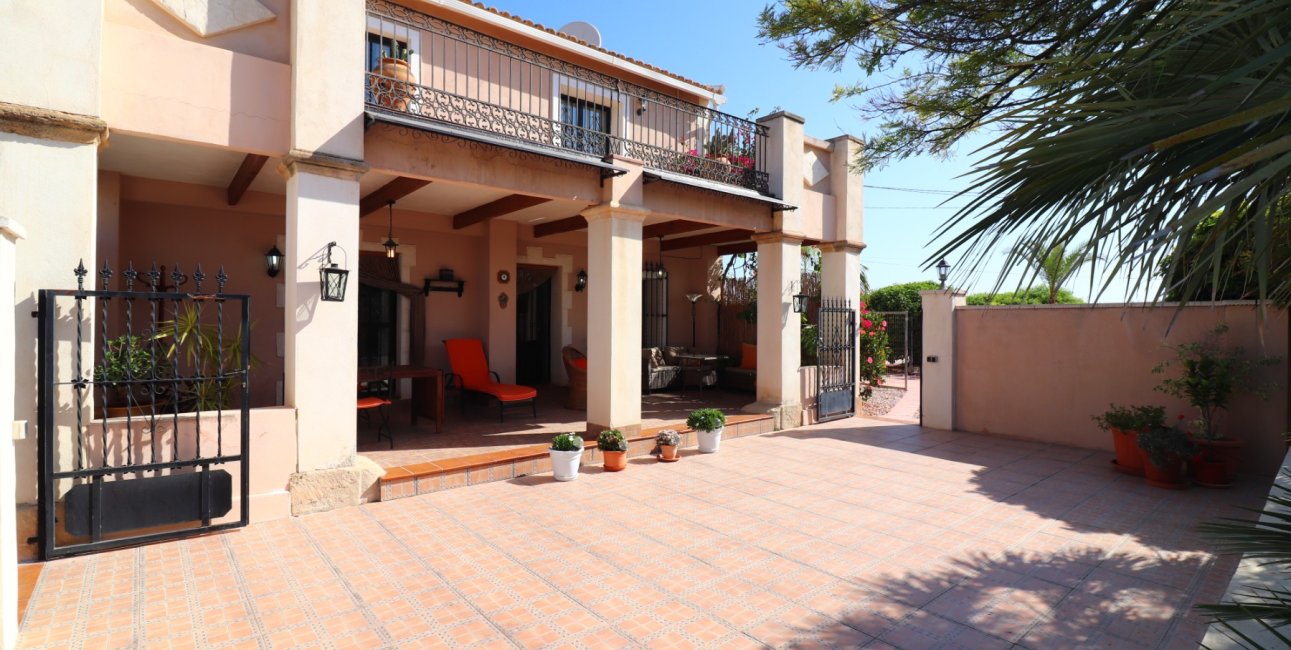 Resale - Country House -
Albatera - Albatera - Country