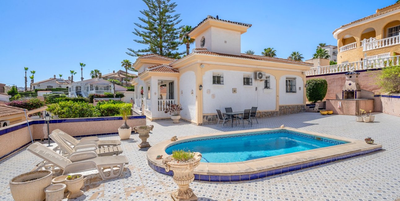 Resale - Villa -
Ciudad Quesada - La Marquesa