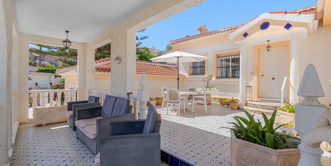 Resale - Villa -
Ciudad Quesada - La Marquesa