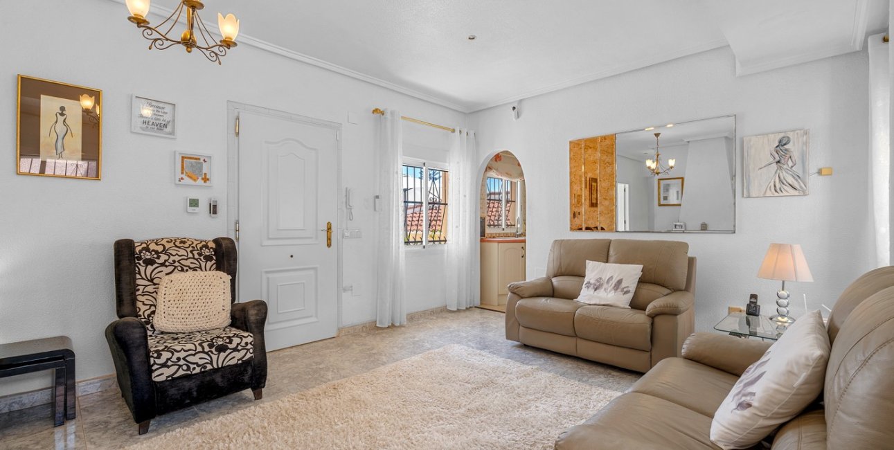Resale - Villa -
Ciudad Quesada - La Marquesa