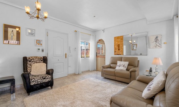 Resale - Villa -
Ciudad Quesada - La Marquesa