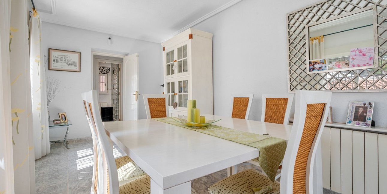 Resale - Villa -
Ciudad Quesada - La Marquesa