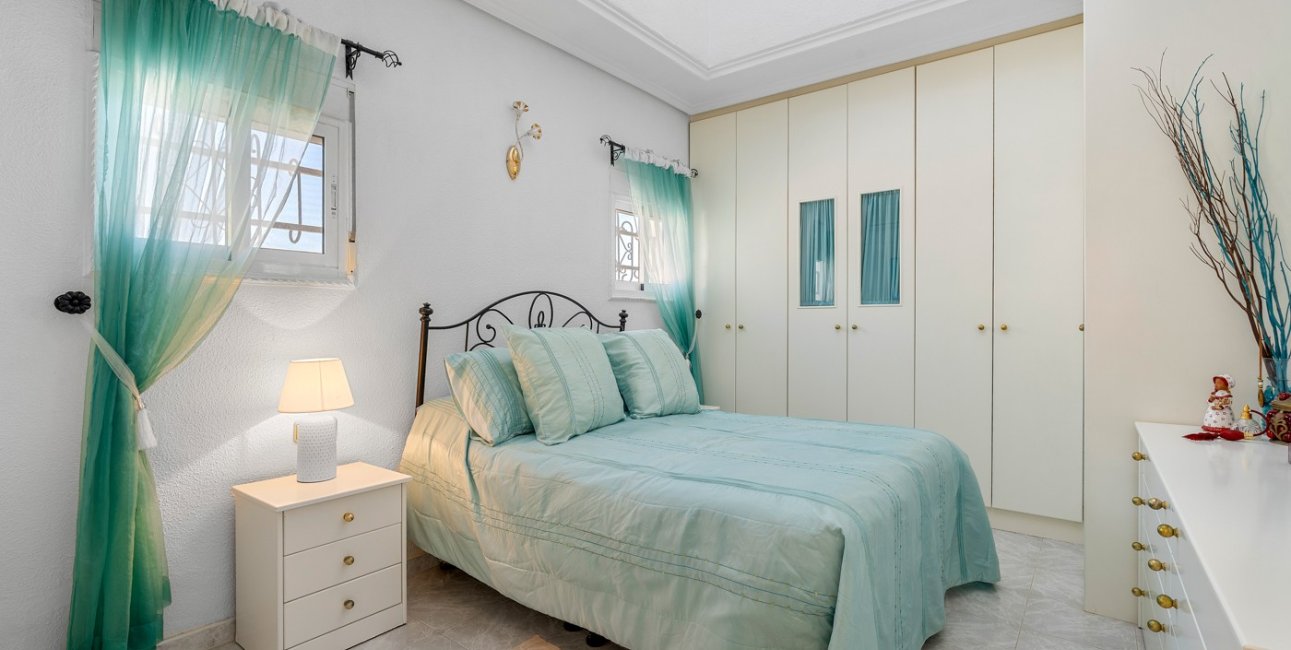 Resale - Villa -
Ciudad Quesada - La Marquesa