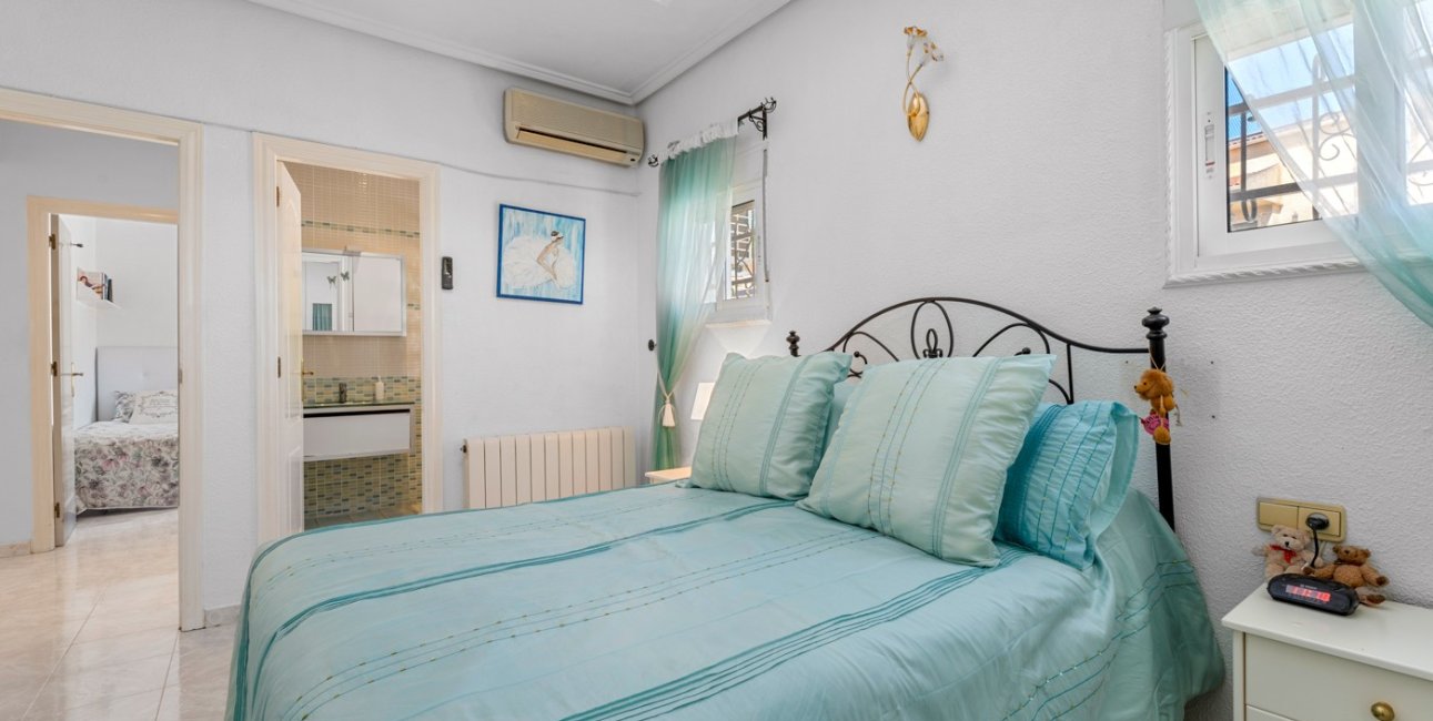 Resale - Villa -
Ciudad Quesada - La Marquesa