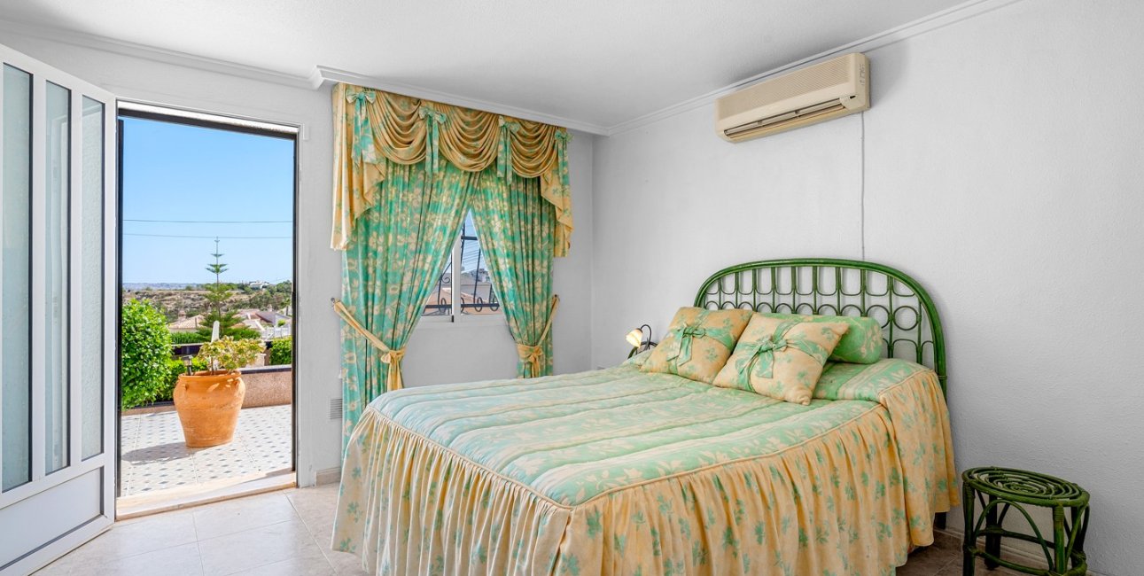 Resale - Villa -
Ciudad Quesada - La Marquesa