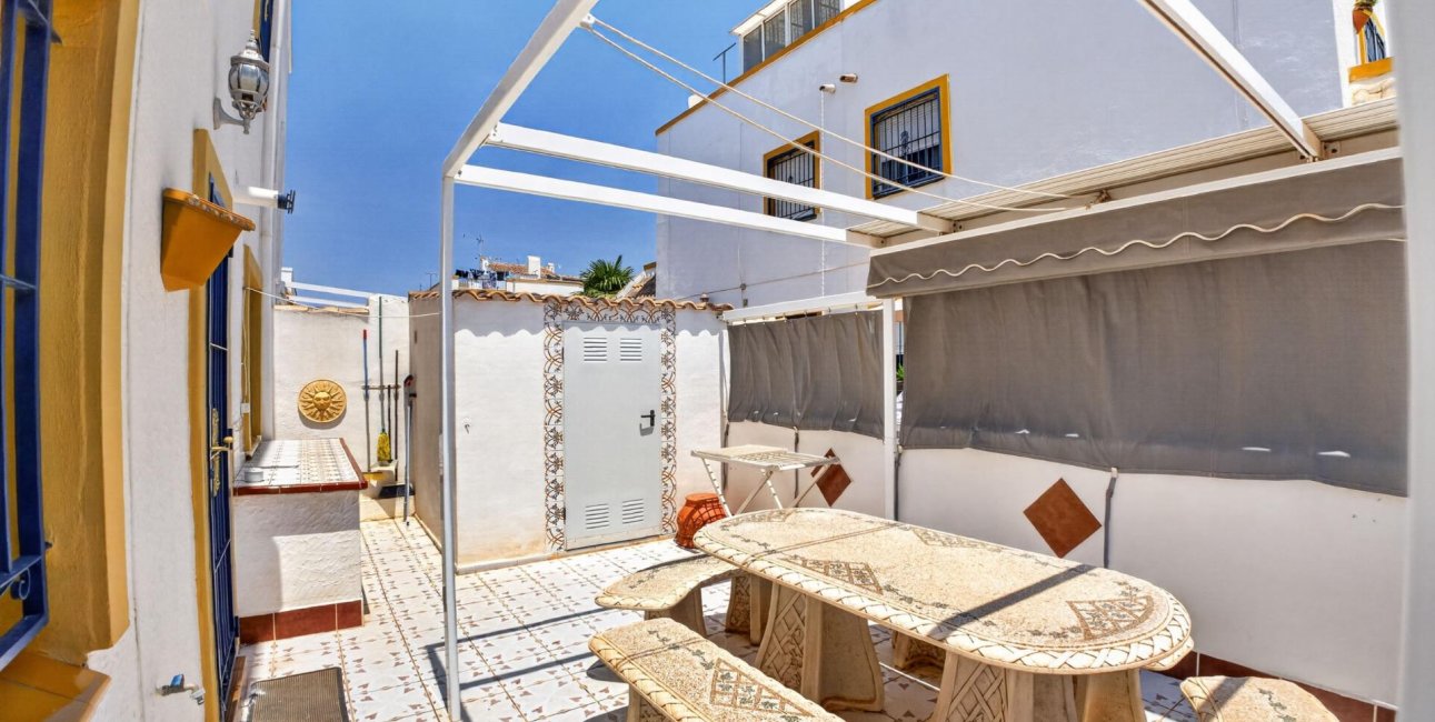 Resale - Townhouse -
Torrevieja - Jardin Del Mar