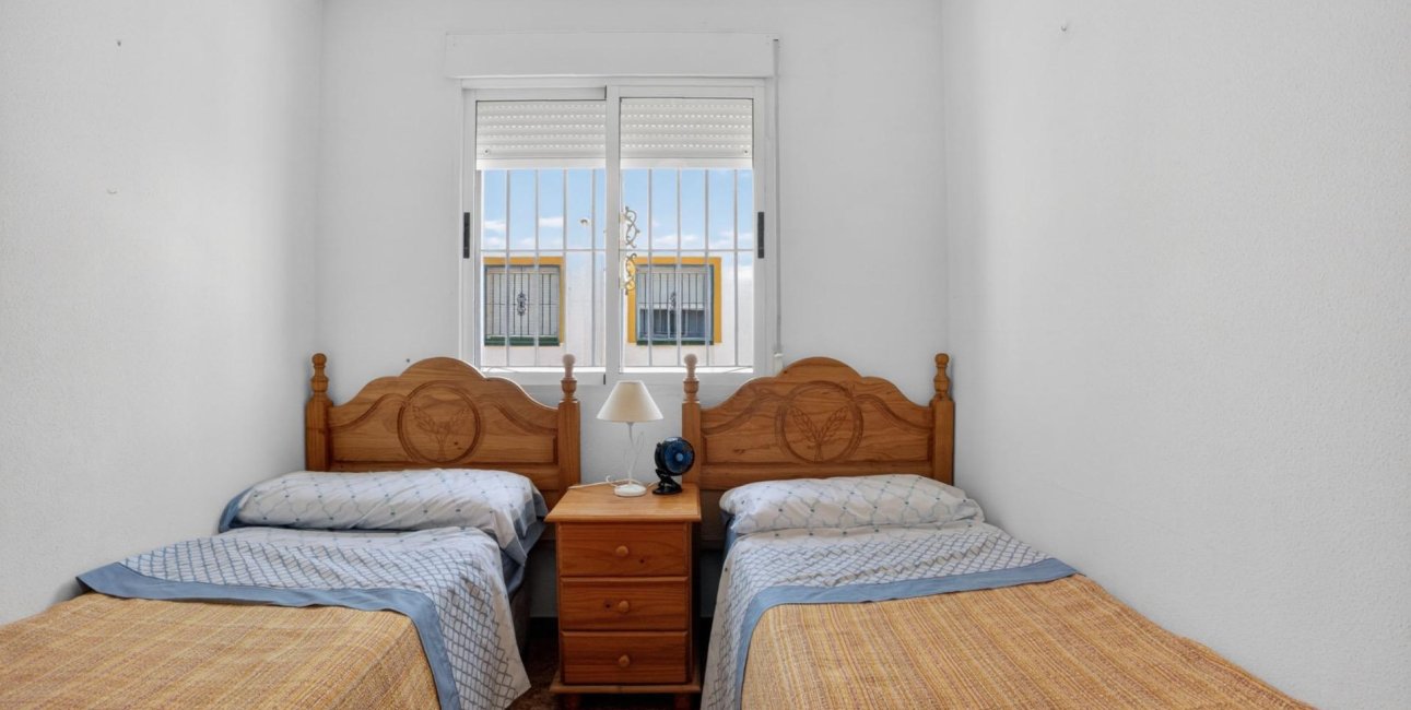 Resale - Townhouse -
Torrevieja - Jardin Del Mar