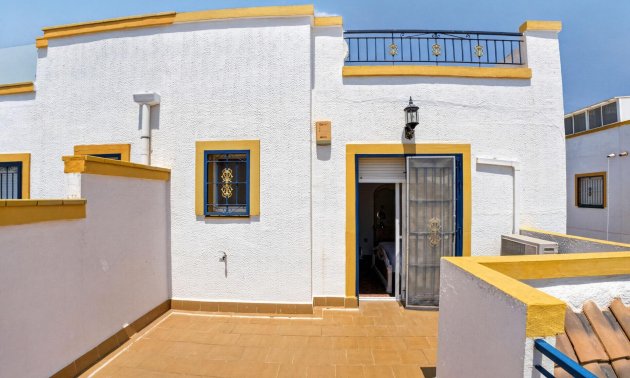 Resale - Townhouse -
Torrevieja - Jardin Del Mar