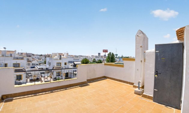 Resale - Townhouse -
Torrevieja - Jardin Del Mar