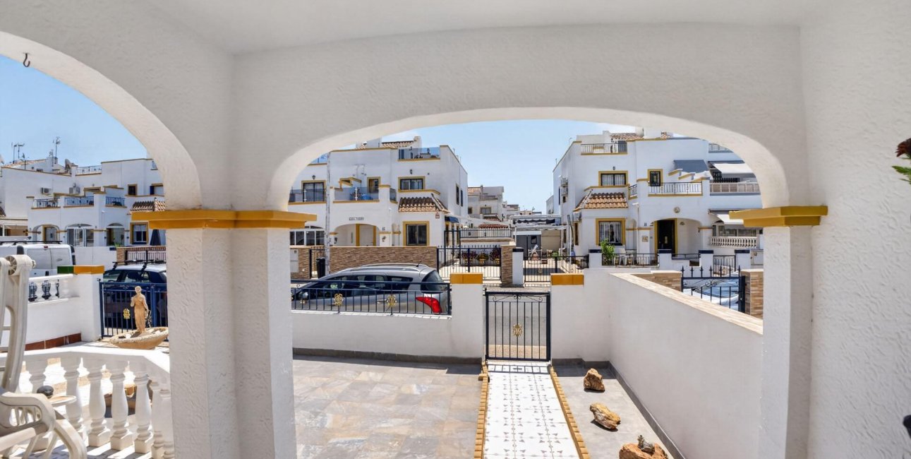 Resale - Townhouse -
Torrevieja - Jardin Del Mar