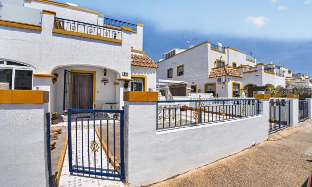 Resale - Townhouse -
Torrevieja - Jardin Del Mar