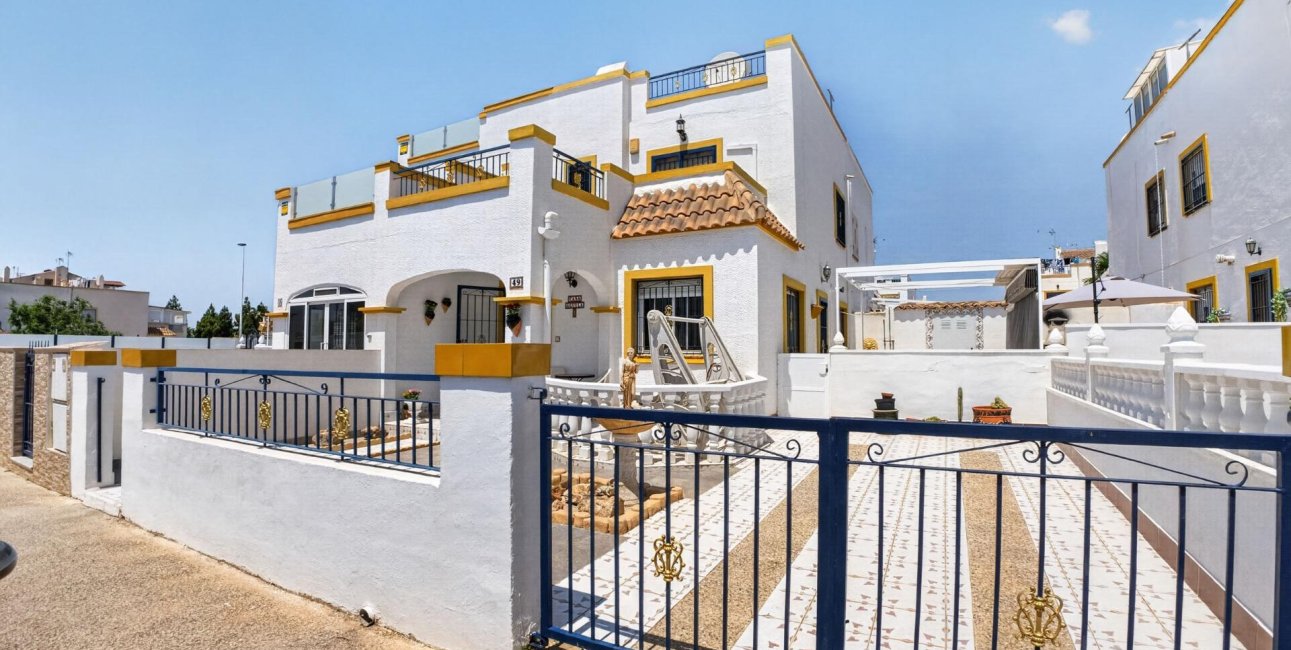 Resale - Townhouse -
Torrevieja - Jardin Del Mar
