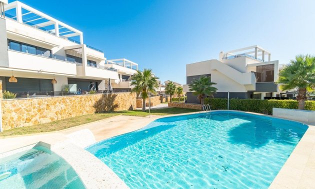 Resale - Townhouse -
Orihuela Costa - Villamartin