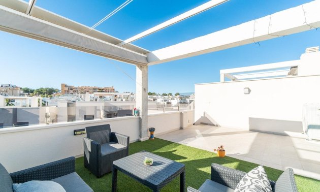 Resale - Townhouse -
Orihuela Costa - Villamartin