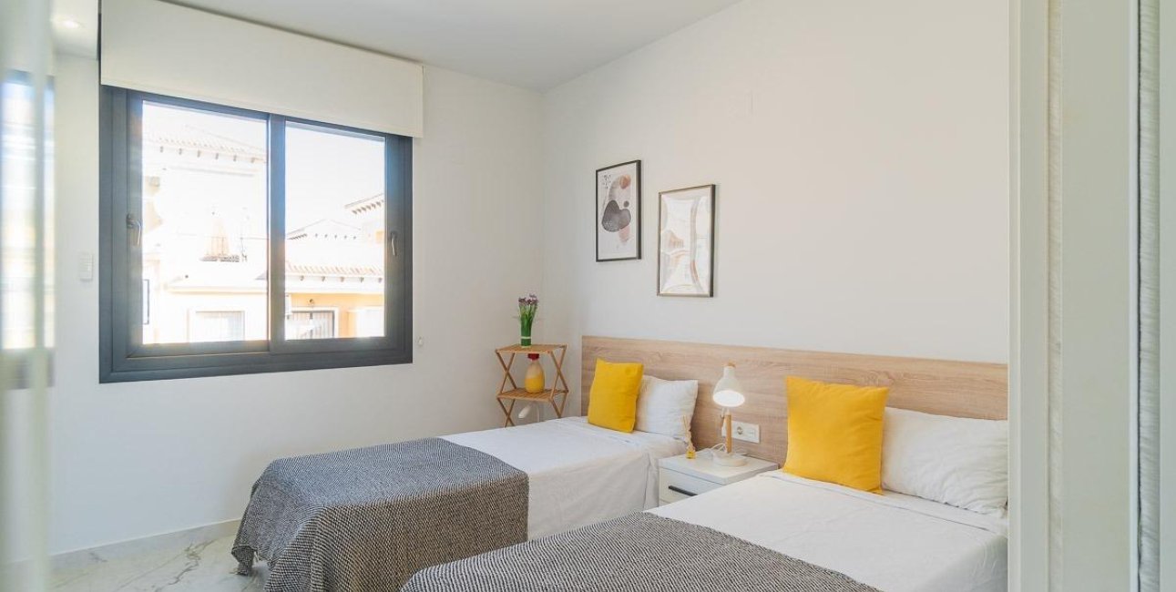 Resale - Townhouse -
Orihuela Costa - Villamartin
