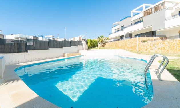 Resale - Townhouse -
Orihuela Costa - Villamartin