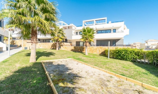 Resale - Townhouse -
Orihuela Costa - Villamartin