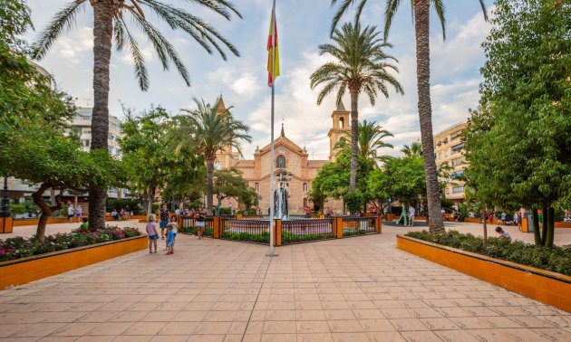 Rynek wtórny - Lokal handlowy -
Torrevieja - Centro